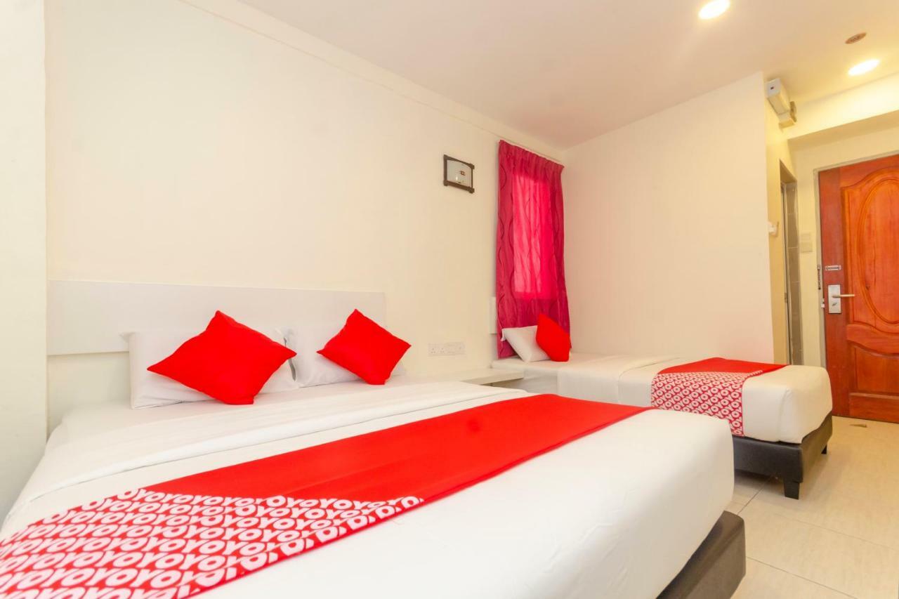Oyo 1010 Skudai Hotel Esterno foto