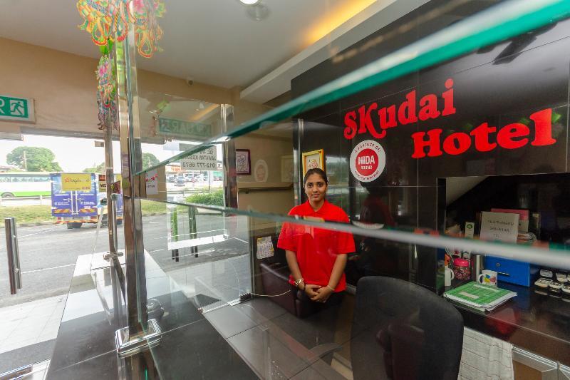 Oyo 1010 Skudai Hotel Esterno foto