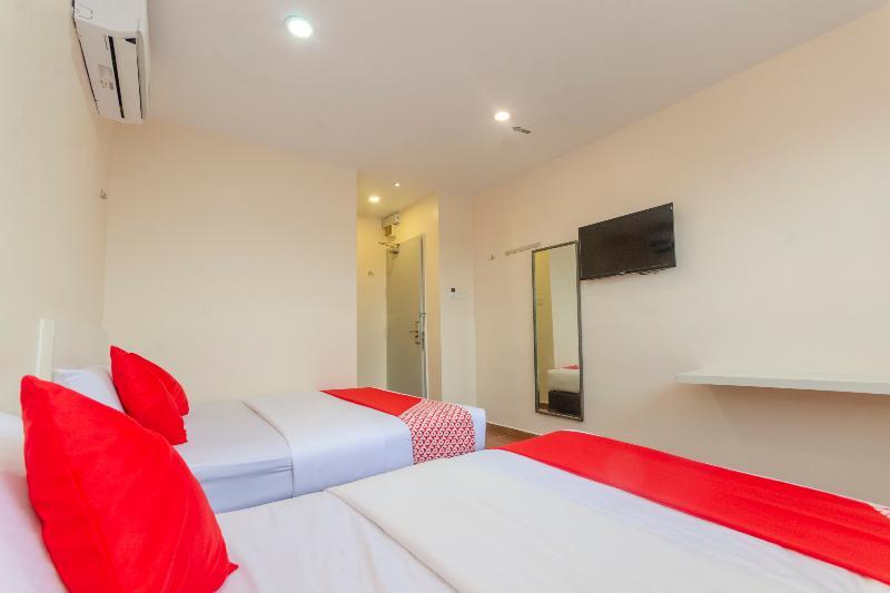 Oyo 1010 Skudai Hotel Esterno foto