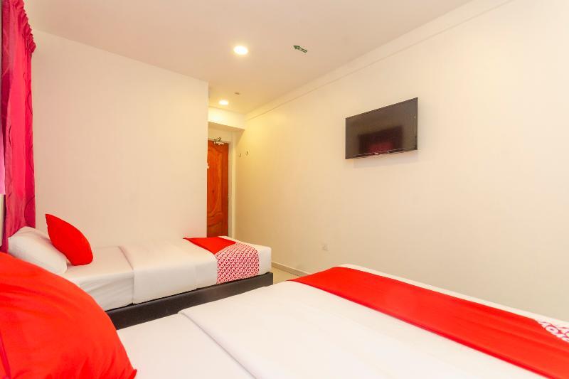 Oyo 1010 Skudai Hotel Esterno foto