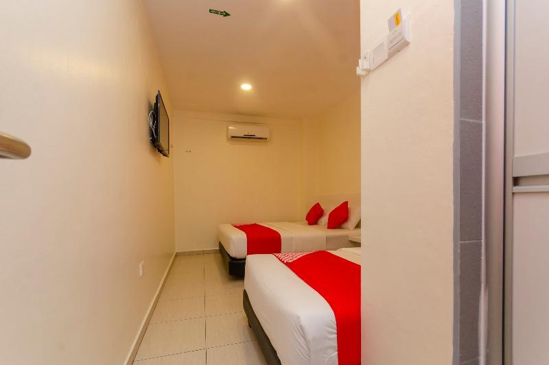 Oyo 1010 Skudai Hotel Esterno foto